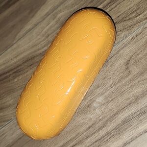 🔥Orange Eyeglass Case